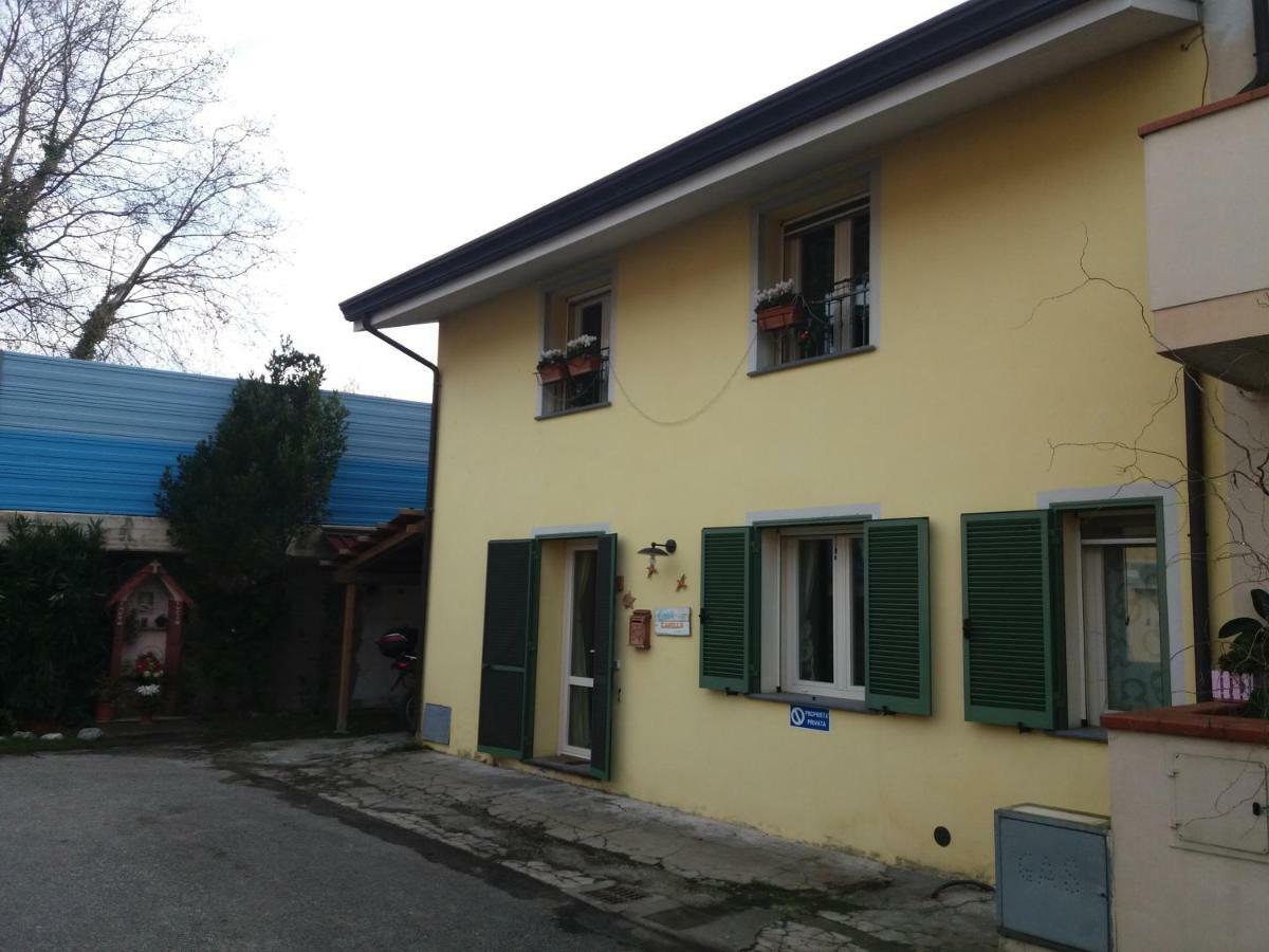 Apartamento Casa Camilla Viareggio Exterior foto